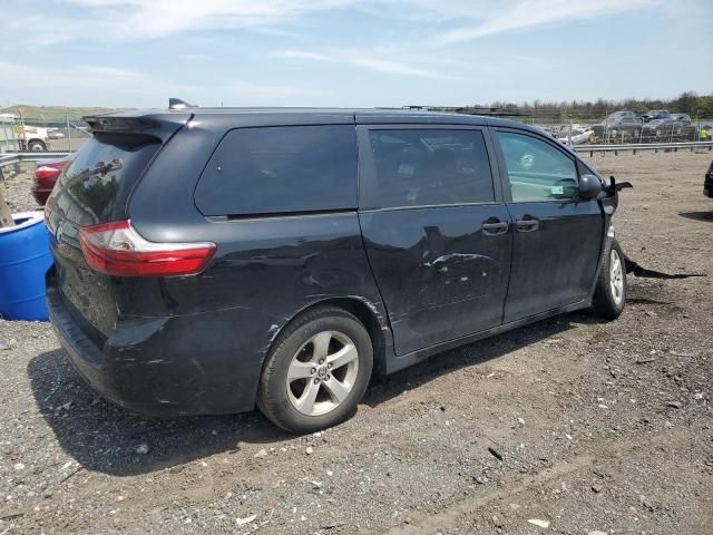 2020 Toyota Sienna L