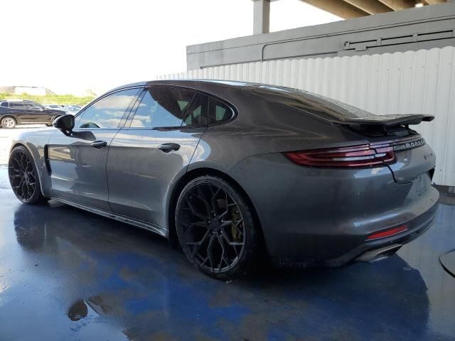 2017 Porsche Panamera 2