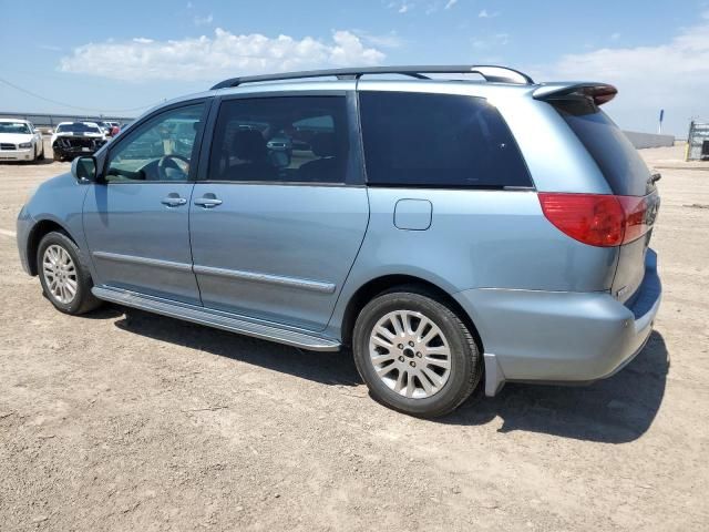 2008 Toyota Sienna XLE