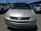 2004 Toyota Sienna CE