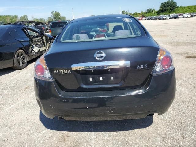 2010 Nissan Altima Base