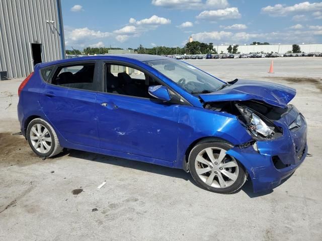 2013 Hyundai Accent GLS