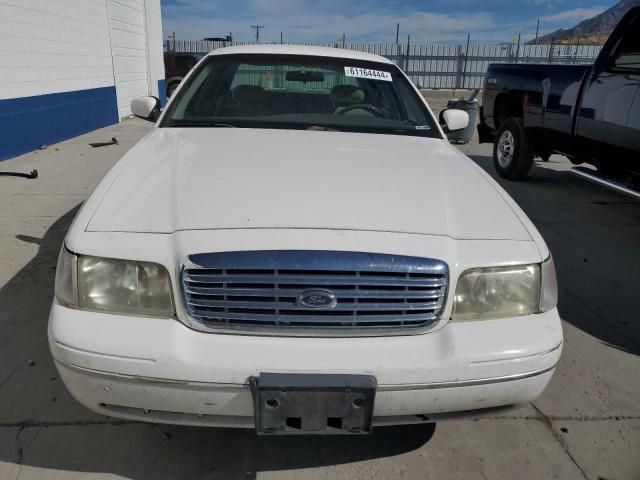 1999 Ford Crown Victoria