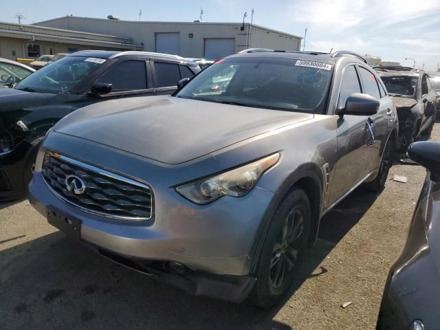 2011 Infiniti FX35