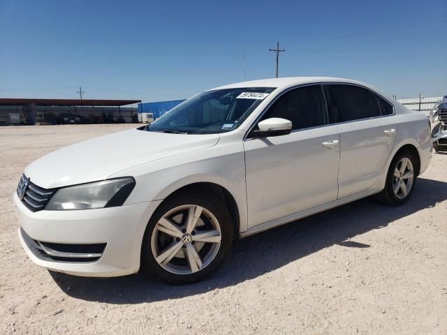 2013 Volkswagen Passat SE