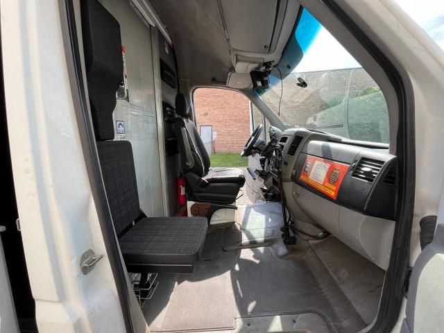 2014 Mercedes-Benz Sprinter 2500