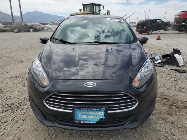 2015 Ford Fiesta SE