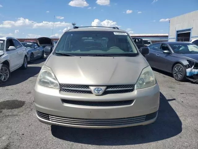 2005 Toyota Sienna CE