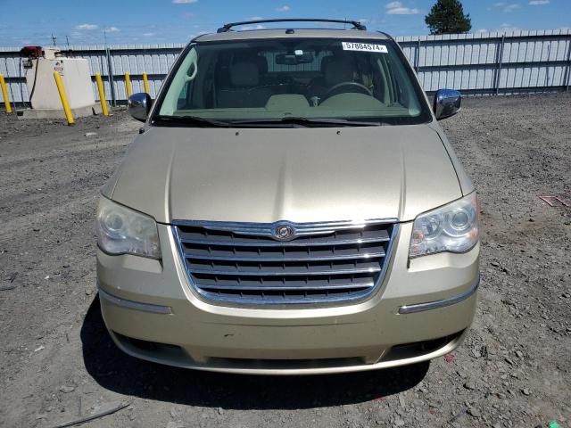 2010 Chrysler Town & Country Limited