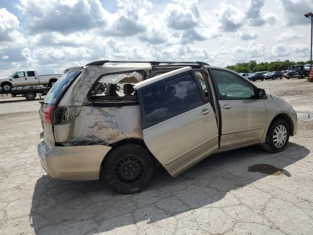 2007 Toyota Sienna CE