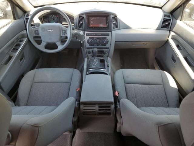 2006 Jeep Grand Cherokee Laredo