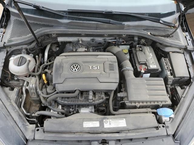 2016 Volkswagen Golf S/SE