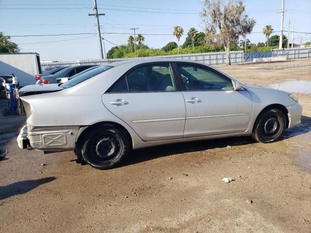 2005 Toyota Camry LE