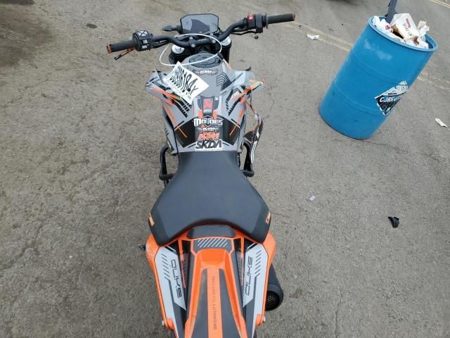 2019 KTM 790 Duke