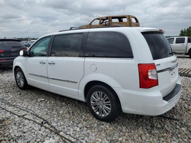 2016 Chrysler Town & Country Touring L