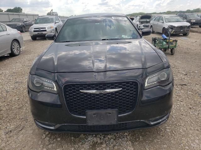 2016 Chrysler 300 S