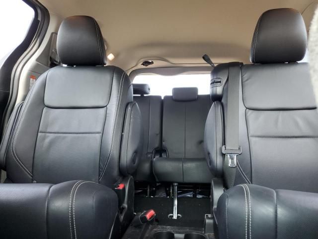 2015 Toyota Sienna Sport