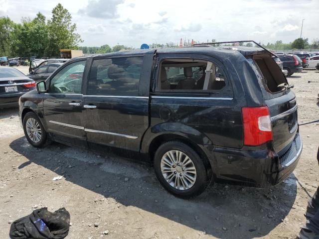 2015 Chrysler Town & Country Touring L