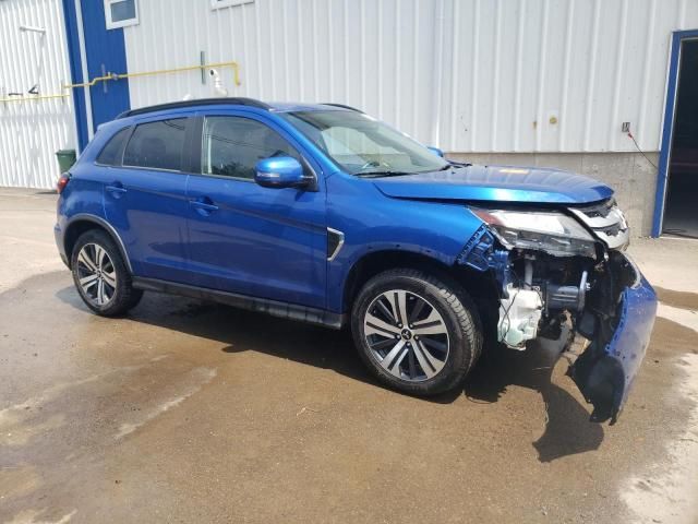 2023 Mitsubishi RVR SE