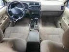 2000 Nissan Frontier Crew Cab XE