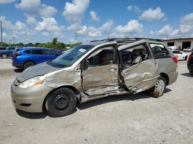 2007 Toyota Sienna CE