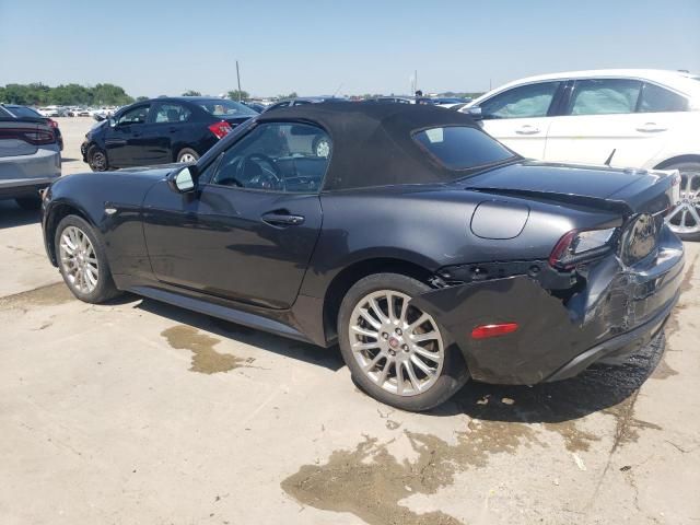 2017 Fiat 124 Spider Classica