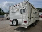 2006 Coachmen Camper