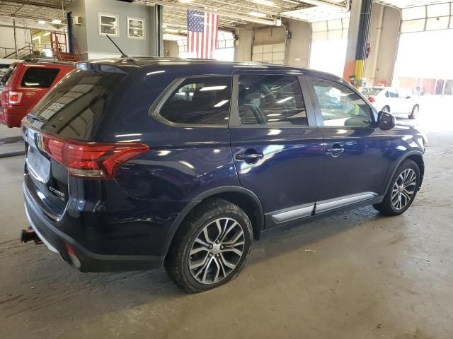 2016 Mitsubishi Outlander SE