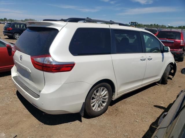 2015 Toyota Sienna XLE