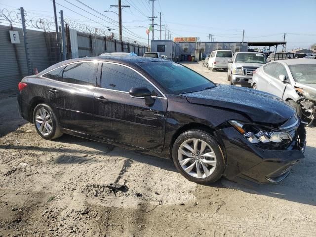 2019 Toyota Avalon XLE