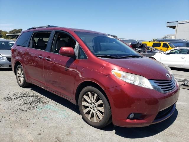 2015 Toyota Sienna XLE