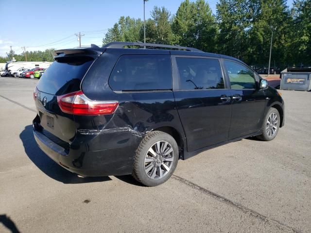 2019 Toyota Sienna XLE