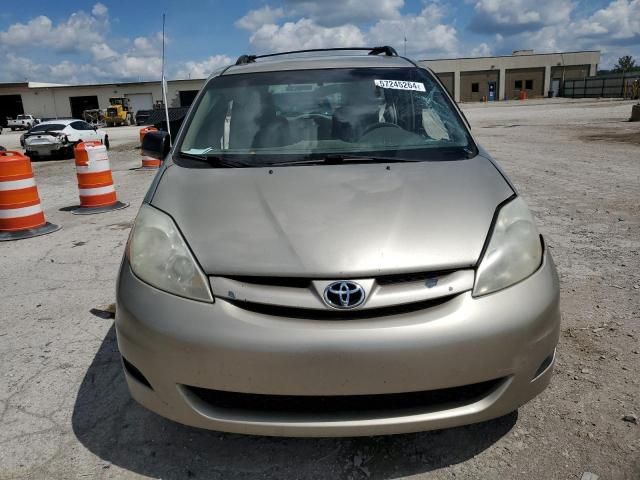 2007 Toyota Sienna CE