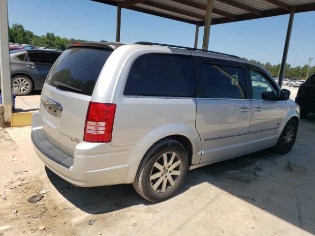 2009 Chrysler Town & Country Touring