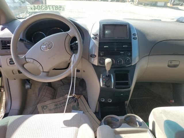 2008 Toyota Sienna CE