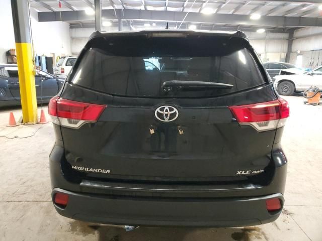 2019 Toyota Highlander SE