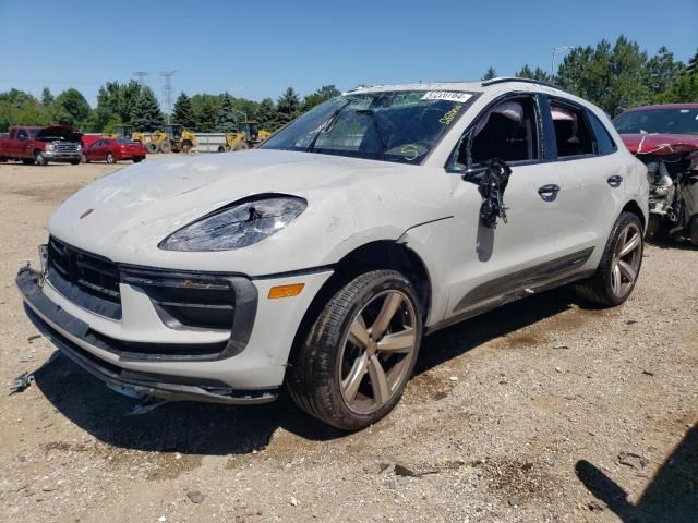 2024 Porsche Macan Base