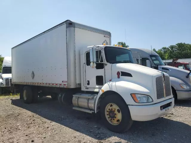 2017 Kenworth Construction T270