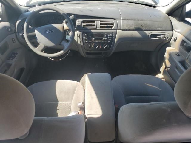 2006 Ford Taurus SE