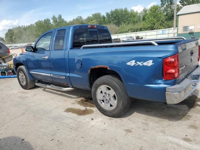 2005 Dodge Dakota SLT