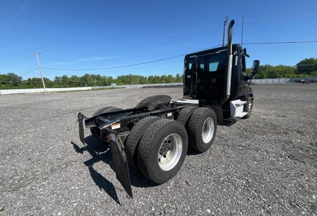 2020 Freightliner Cascadia 125