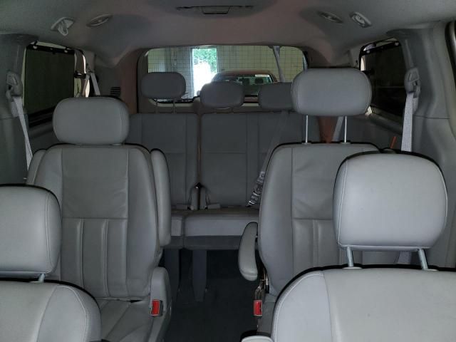 2010 Chrysler Town & Country Touring