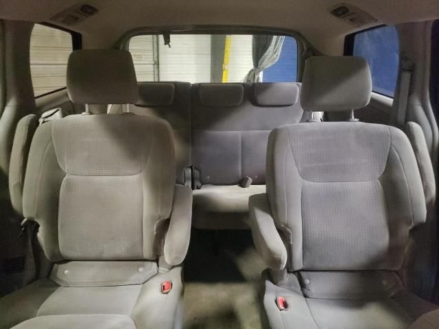 2008 Toyota Sienna CE