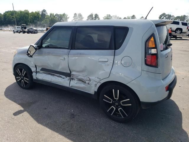 2010 KIA Soul +