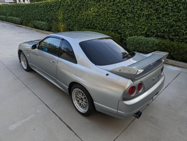 1997 Nissan GT-R