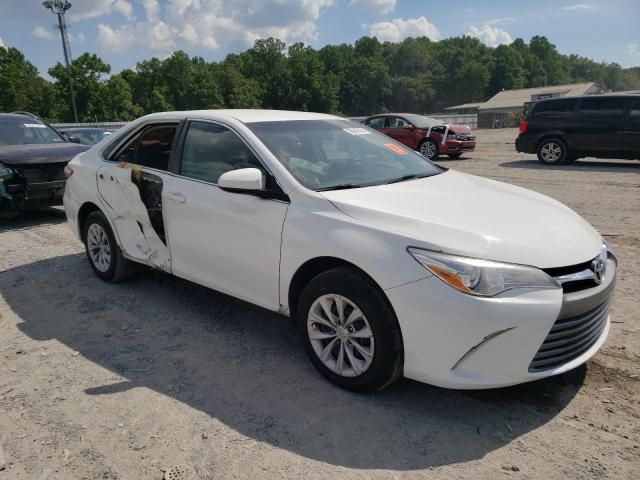 2017 Toyota Camry LE