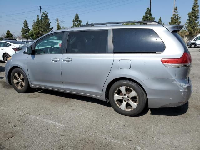 2011 Toyota Sienna LE