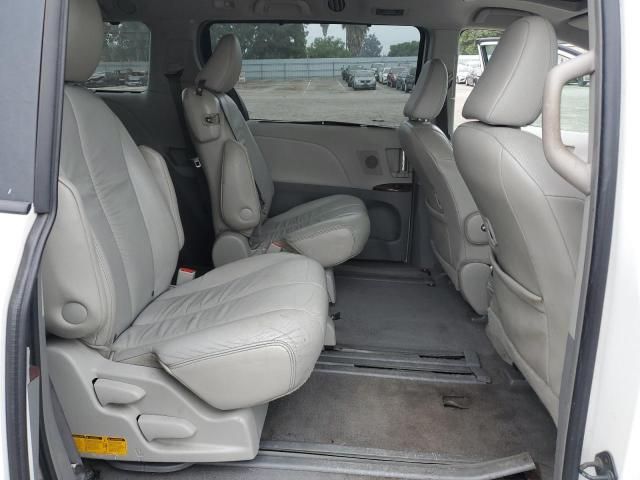 2011 Toyota Sienna XLE