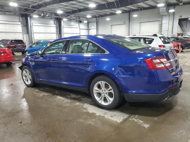 2015 Ford Taurus SE