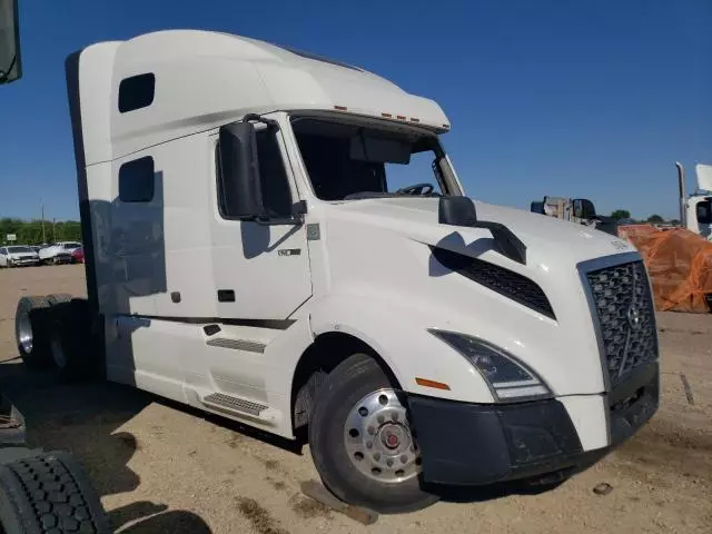 2023 Volvo VN VNL